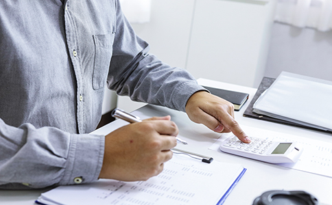 注冊(cè)個(gè)獨(dú)公司：流程、費(fèi)用及注意事項(xiàng)