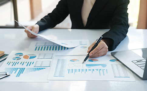 商標(biāo)注冊(cè)代理費(fèi)用一般多少錢？